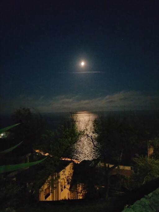 Casa Con Giardino: Varazze Zewnętrze zdjęcie